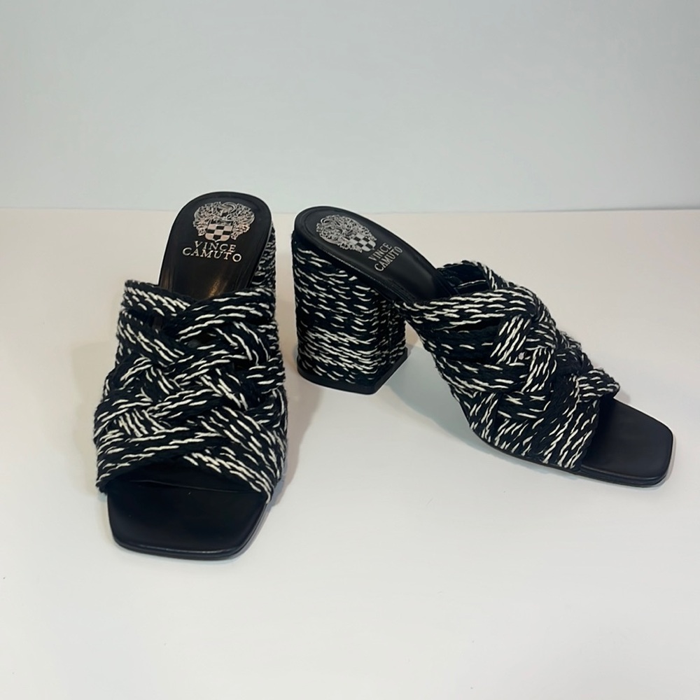 Vince Camuto Carindil Woven Mule Black/White 8 - Picture 2 of 9